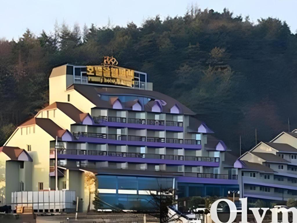 Hyundai Elliot Hotel And Resort Pyeongchang Eksteriør bilde